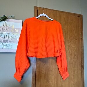 30. NWOT- Free People Twist Up Layer Top-Size MEDIUM